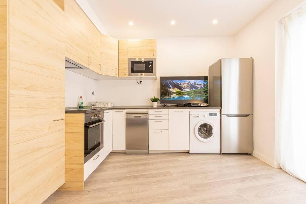 Apartamento 3 Habitaciones En El Barrio Justicia Мадрид Екстериор снимка